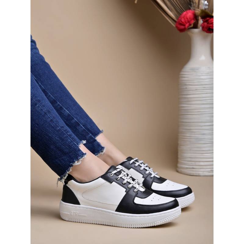 Shoetopia Black Round Toe Sneakers (EURO 41)