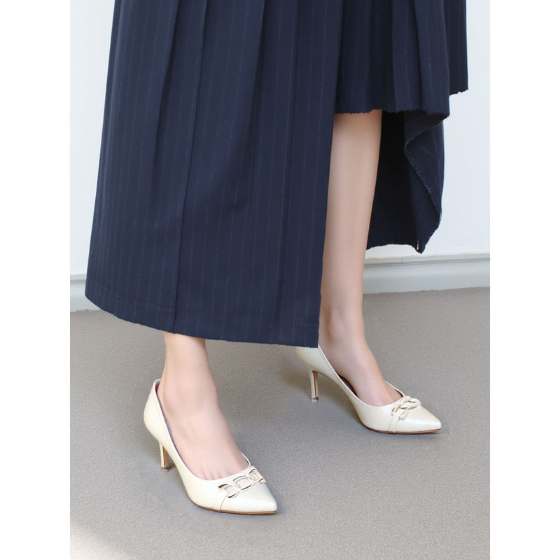 Iconics Women with Bow Detail White Pointed-Toe Kitten Heel Pumps (EURO 40)