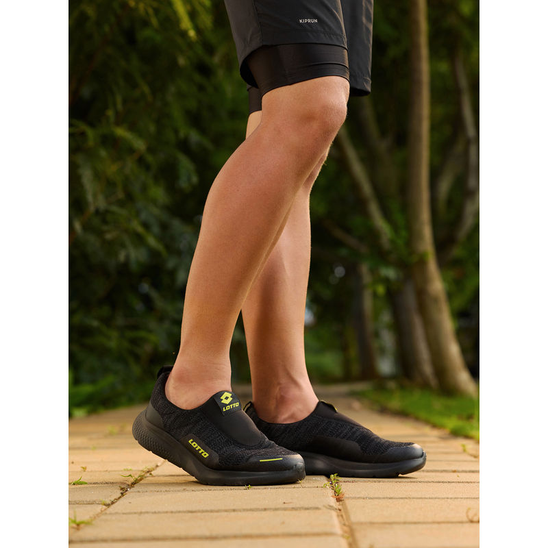 LOTTO Flo Walk Slip On Black Walking Shoes for Men (UK 6)