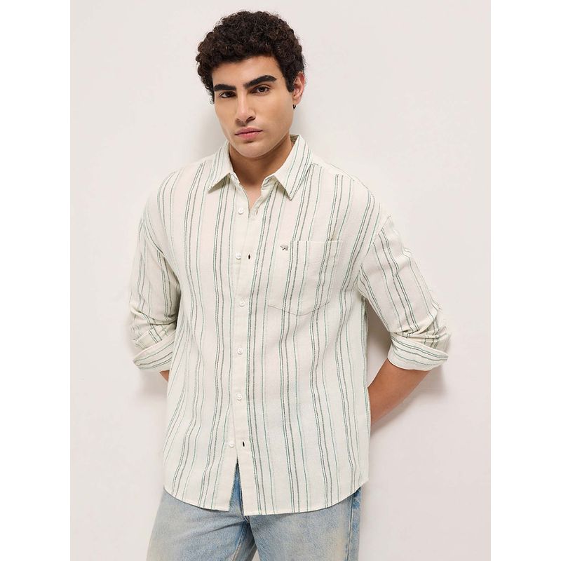 THE BEAR HOUSE Men's White Relaxed Fit Striped Casual Shirt (S)
