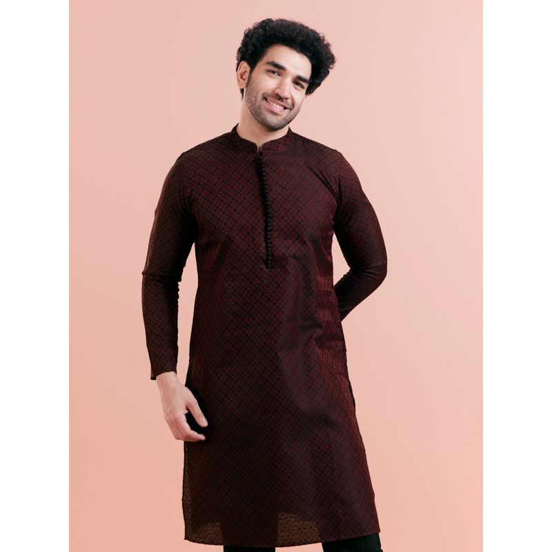 KISAH Men Maroon & Black Textured Silk Blend Jacquard Kurta with Abstract Print (40)