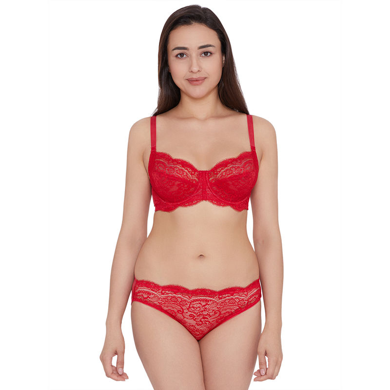 Wacoal India Exclusive Lace Collection Low Waist Bikini Panty Red (L)