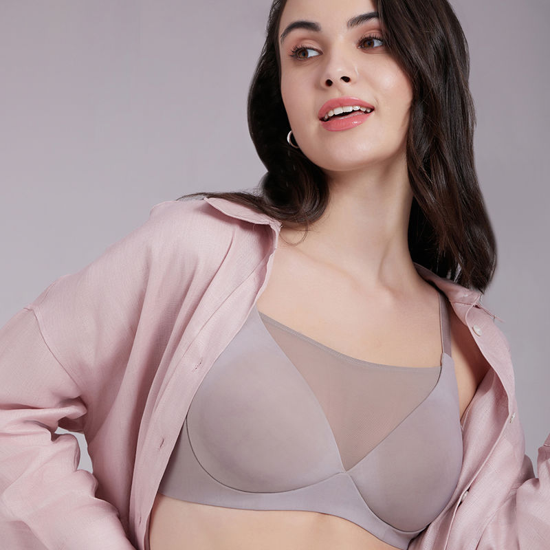 Wacoal Lively Padded Non Wired Full Cup T Shirt Bra Grey (32B)