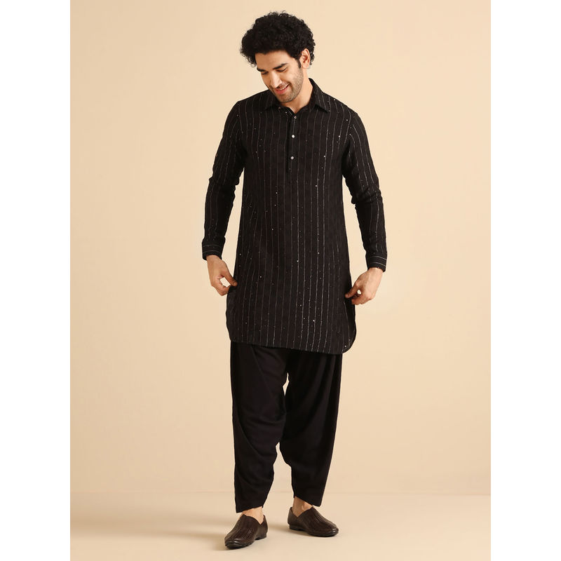 KISAH Men Black Kurta and Patiala (Set of 2) (L)