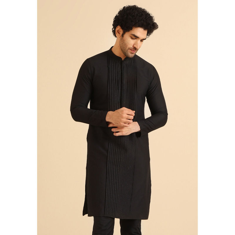 KISAH Men Black Solid, Pleated Cotton Blend Kurta with Zari Design (L)