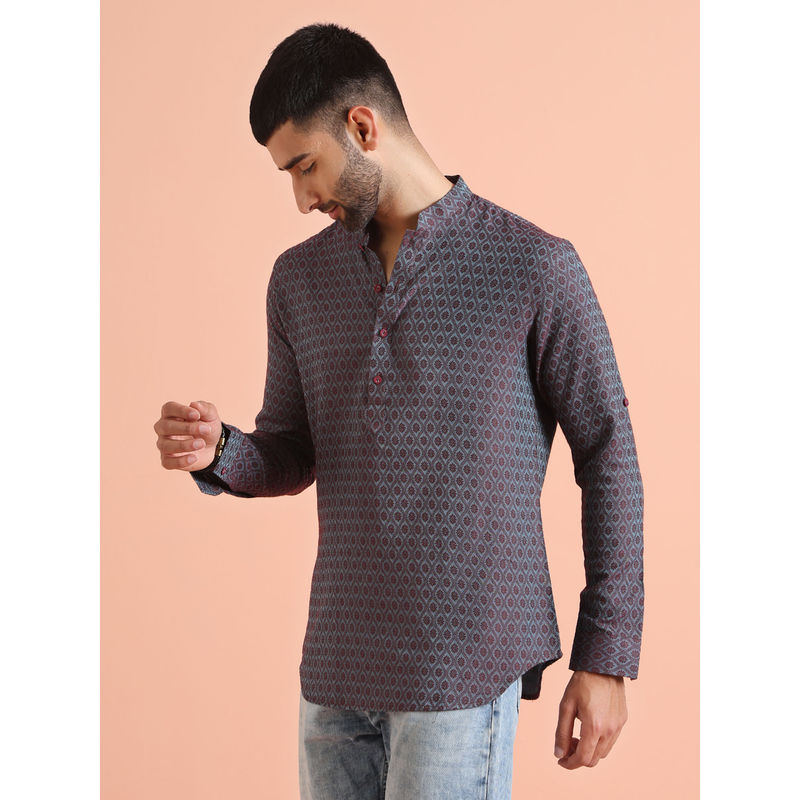KISAH Men Maroon Short Kurta (L)