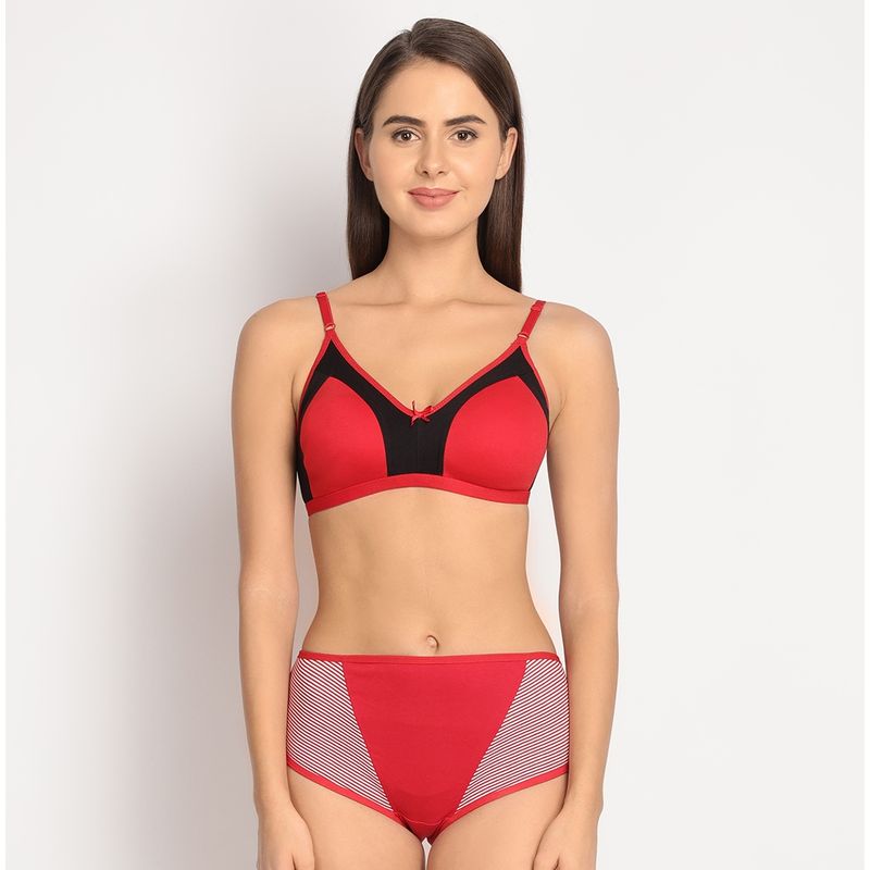 Buy Clovia Full Coverage Non Padded Wirefree Bra With Hipster