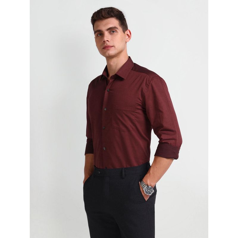 Arrow Manhattan Slim Cotton Red Formal Shirt (40)
