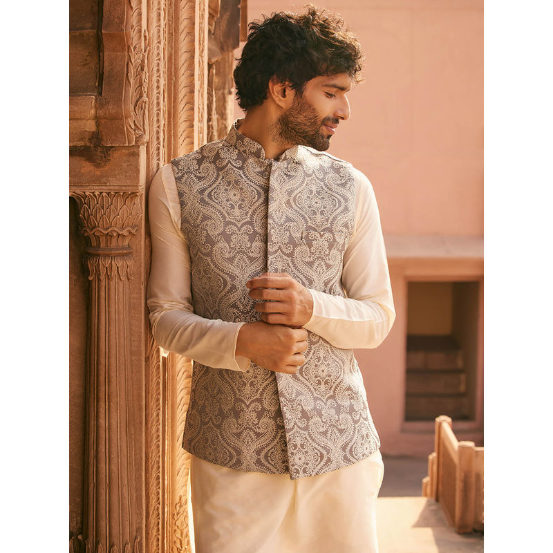 KISAH Men Grey Kurta and Nehru Jacket with Churidar (Set of 3) (38)