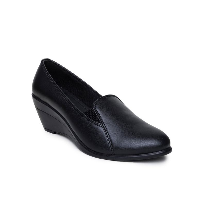 VALIOSAA Solid Black Wedges (EURO 39) (EURO 39)