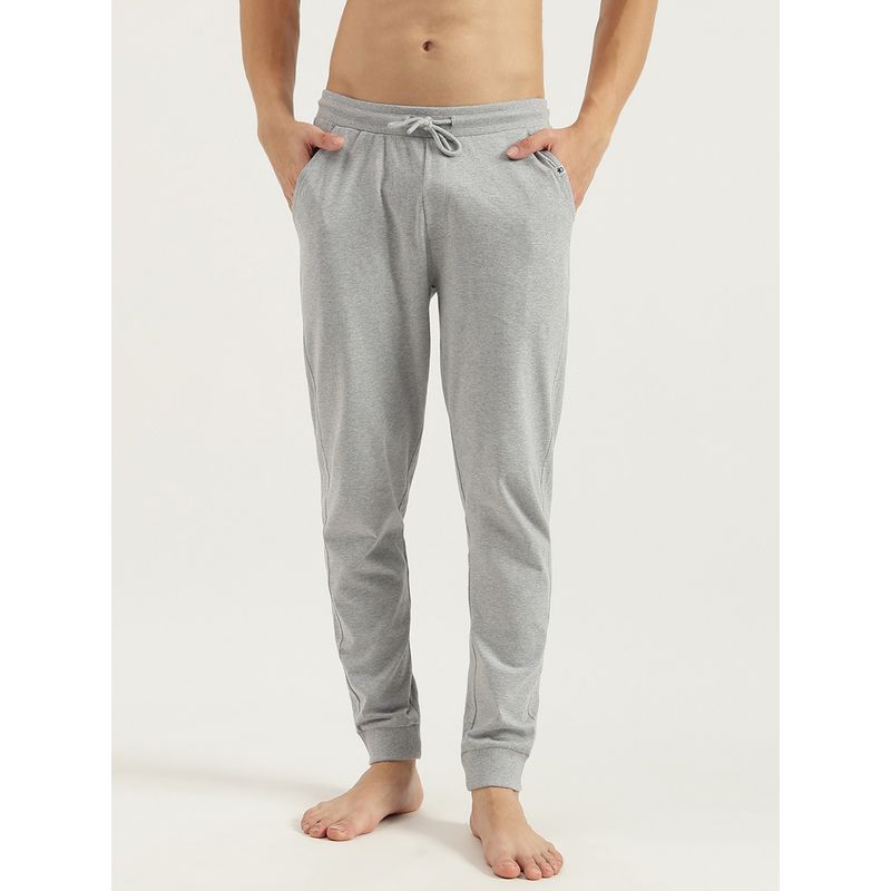 United Colors of Benetton Solid Regular Fit Trackpant (28)