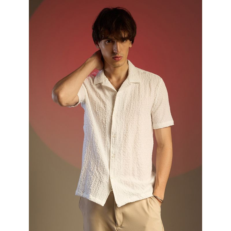 Campus Sutra Men Chalk White Cubic Seersucker Shirt (L)