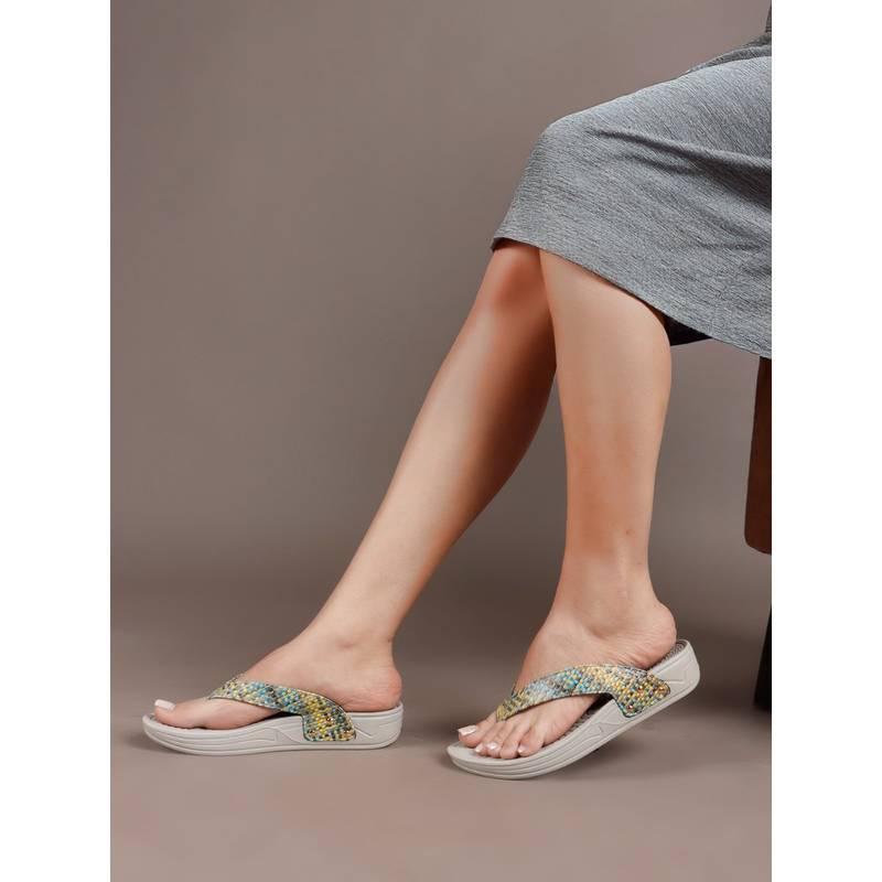 Carlton London Women's Patterned wedge Thong Sandals (EURO 38)