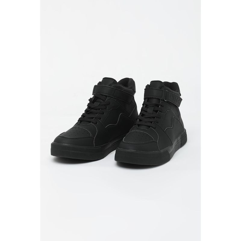 Snitch Black Solid Sneakers (EURO 42)