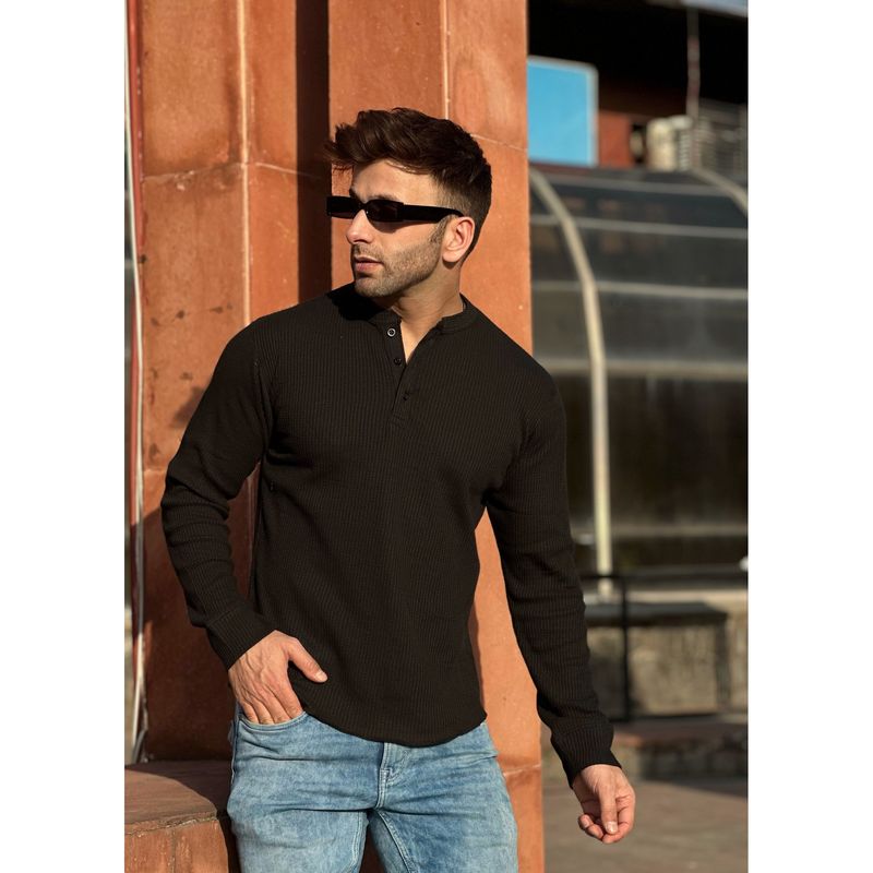 GRITSTONES Men Black Self Waffle Knit Henley T-Shirt (M)