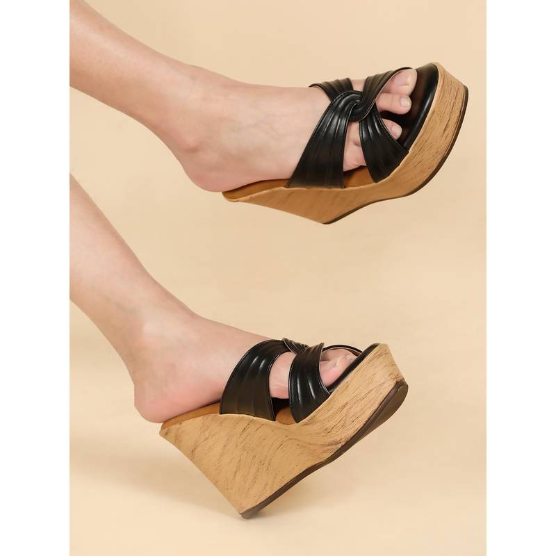Flat n Heels Women Black Wedges Heels (EURO 35)