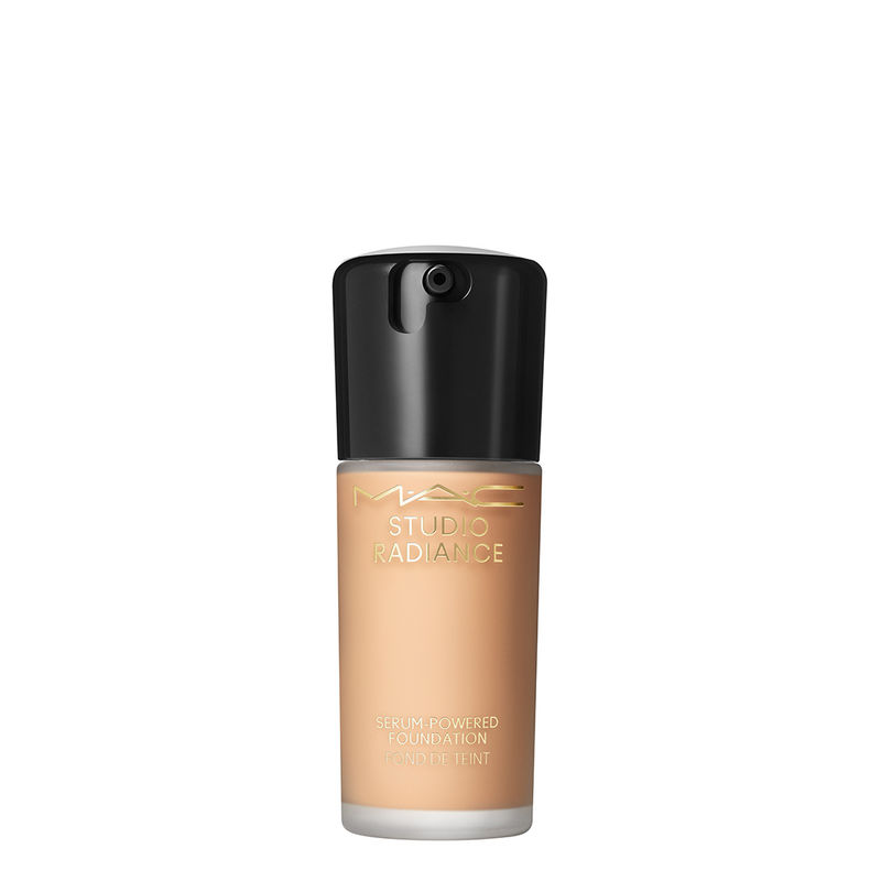 M.A.C Studio Radiance Serum-Powered Foundation - C4.5