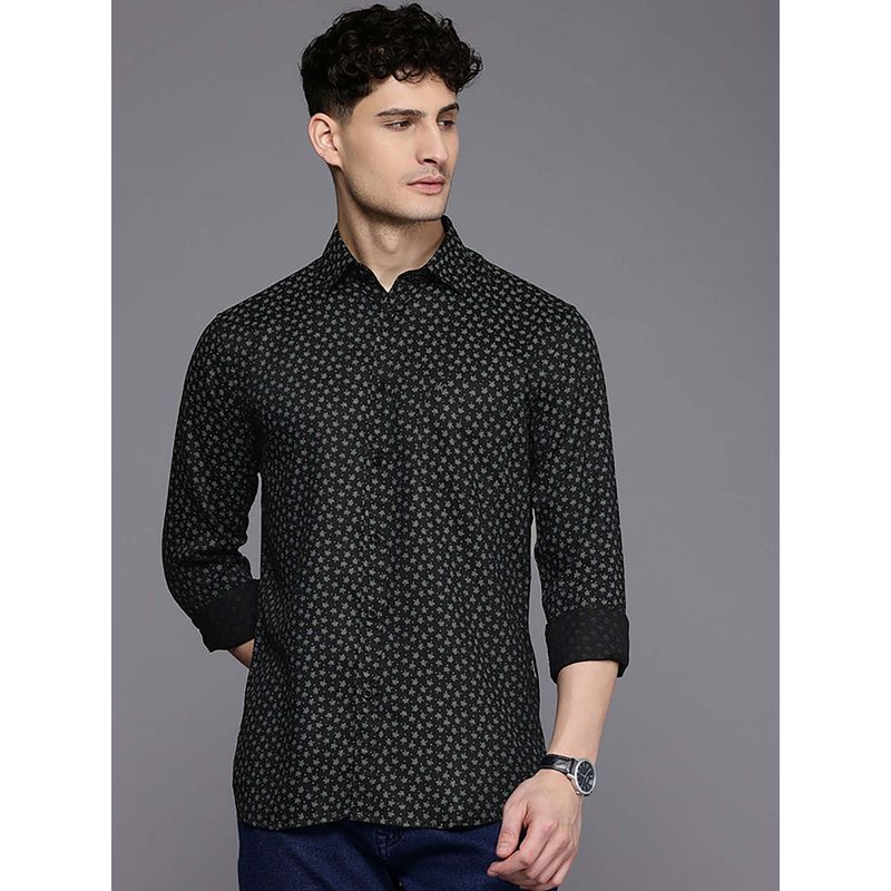 Kenneth Cole Men Black Printed Casual Shirt (M)