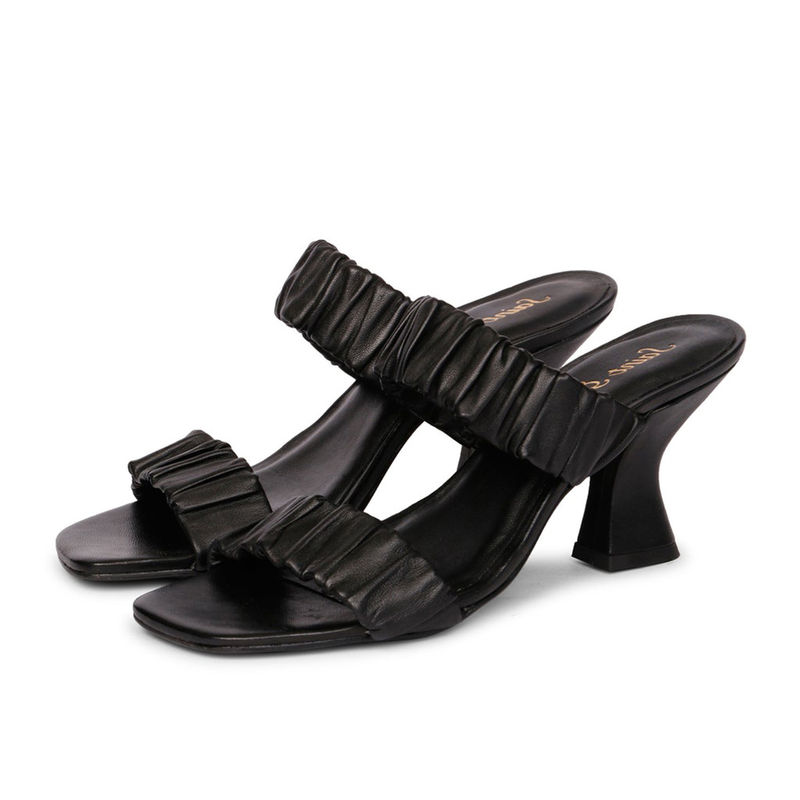 Saint G Black Leather Metal Chain Embellished Heels (EURO 36)