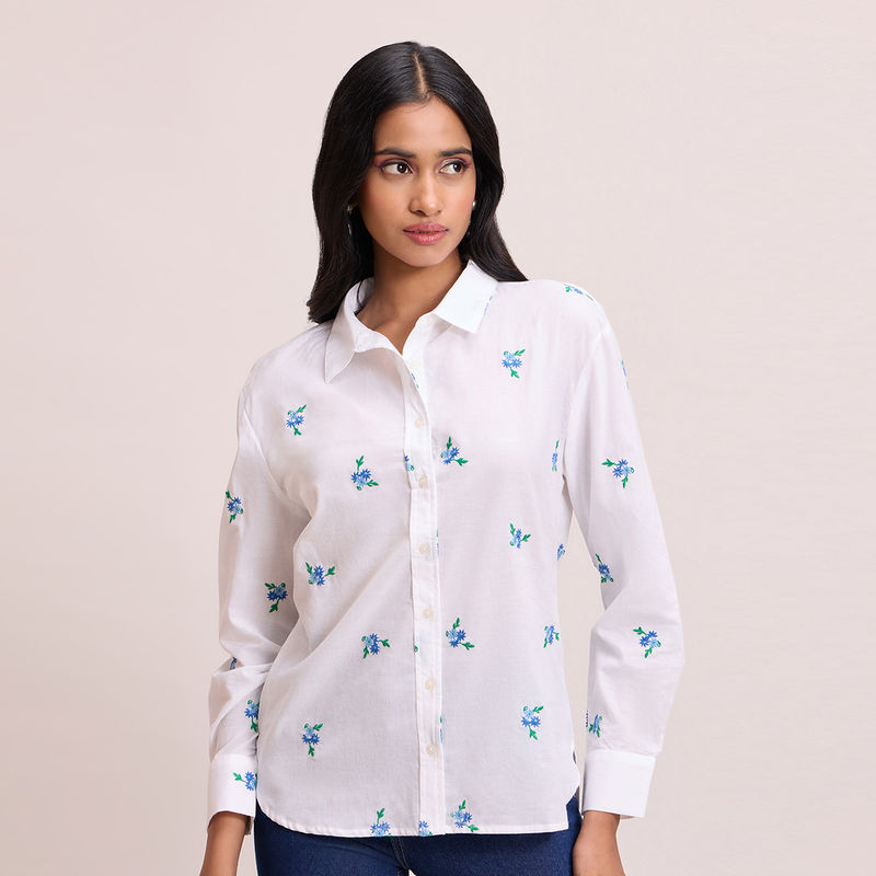 Twenty Dresses by Nykaa Fashion White Floral Embroidery Pointed Collar Shirt (XS)