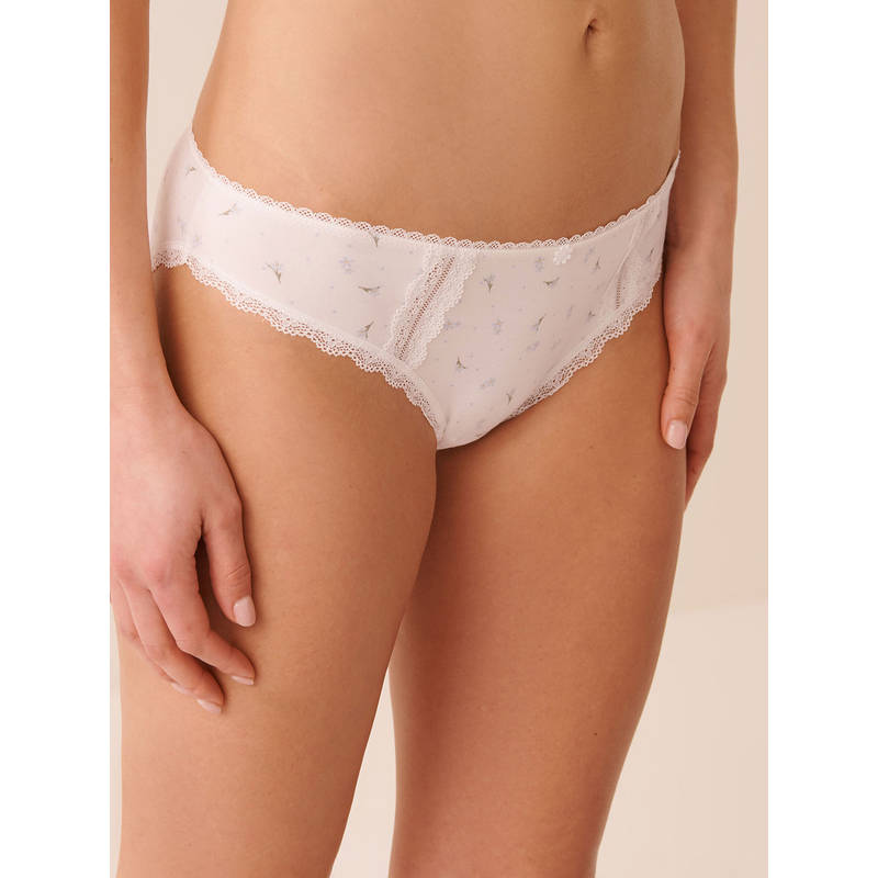 La Vie En Rose Cotton And Lace Detail Bikini Panty White (S)