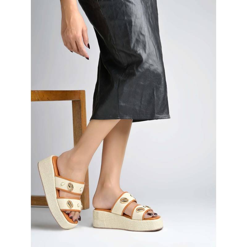 HVNLY by Shoetopia Women Cream Platform Sandals (EURO 36)