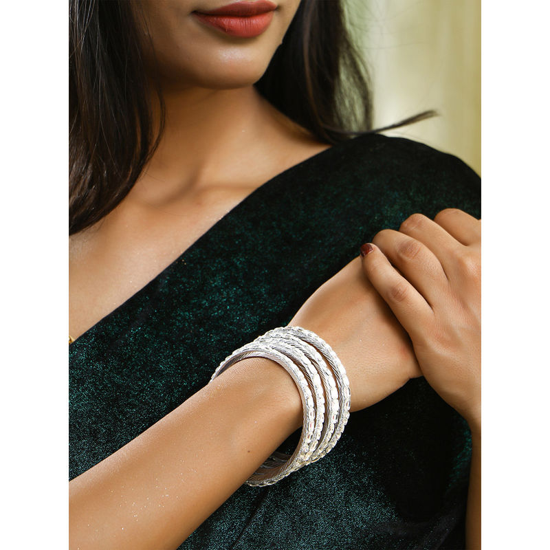 Adwitiya Women Rhodium Plated Kundan Studded Bangles White (Set of 4) (2.6)