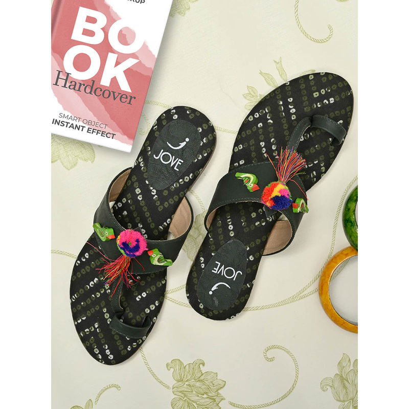 Jove Women Green Embellished One Toe Flats (EURO 40)