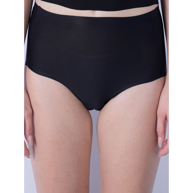 SOIE Black Seamless Full Coverage Boy Shorts with No Visible Panty Line (M)