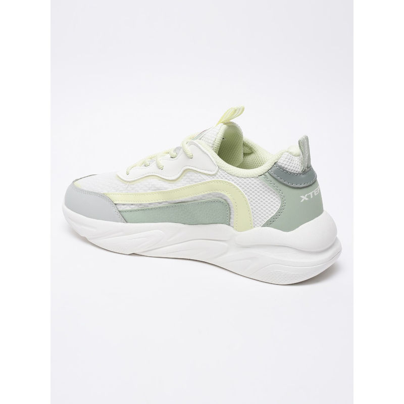 Xtep Women White & Green Retro Textured Casual Shoes (EURO 35)