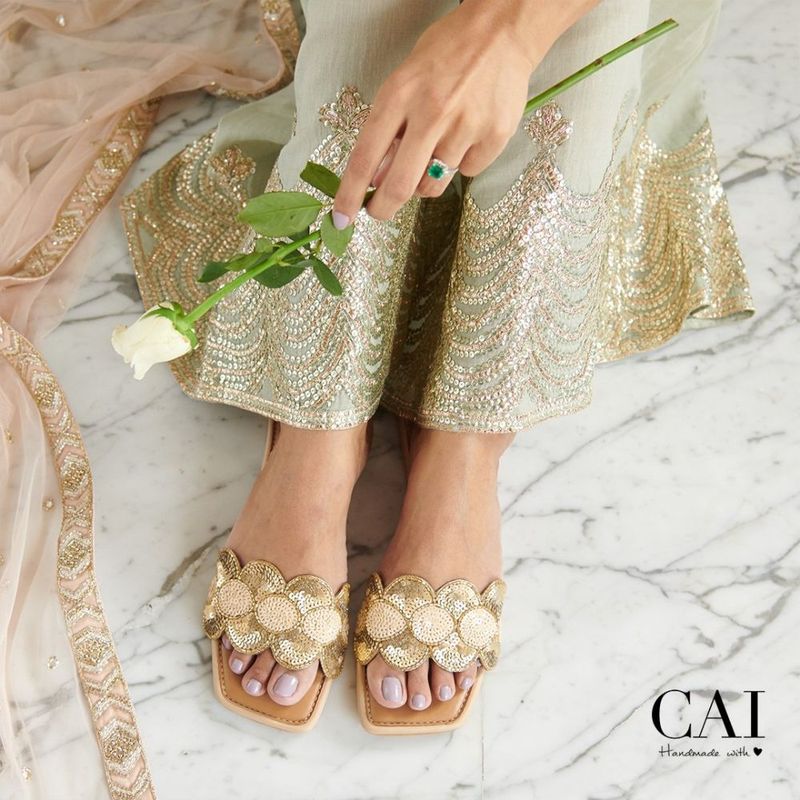 THE CAI STORE Bling Rings Flats Gold Flats - Euro 38