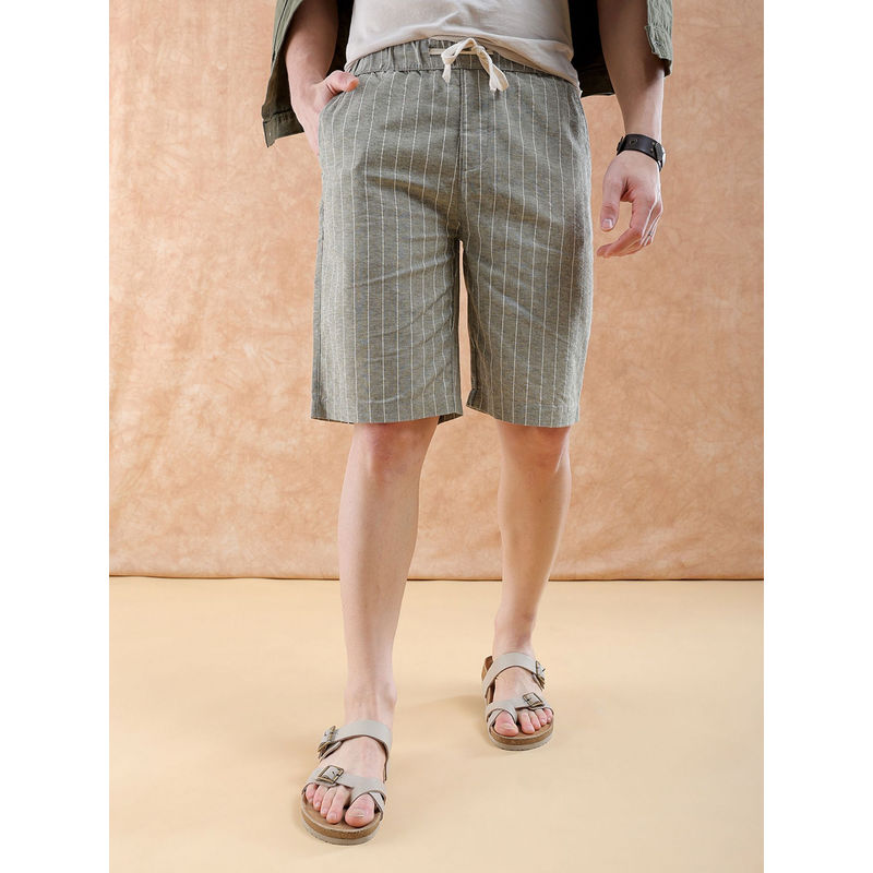 The Indian Garage Co Men Vertical Stripes Mid Rise Shorts Olive (34)