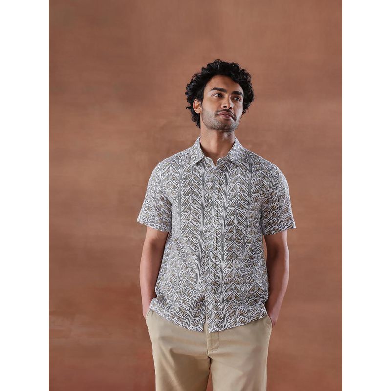 Fabindia White Cotton Printed Bush Shirt (M)