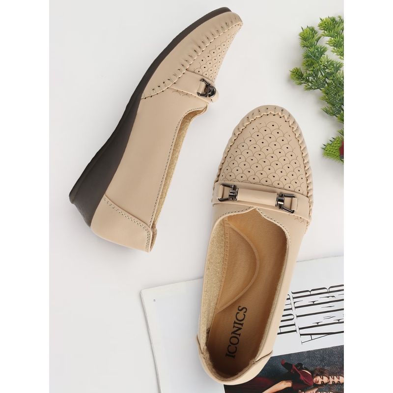 Iconics Cream Women Textured Ballerinas (EURO 37)