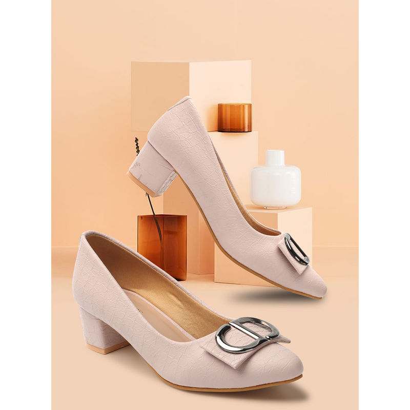 Iconics Peach Women Textured Ballerinas (EURO 41)