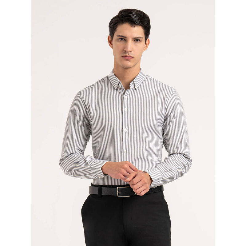 Red Tape Men Grey Cotton Polyester Button Down Full Sleeve Striped Shirt (S)