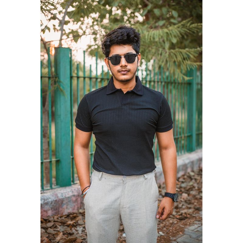 JAVINISHKA Black Knitted Pure Cotton Slim Fit Polo T-Shirt (S)