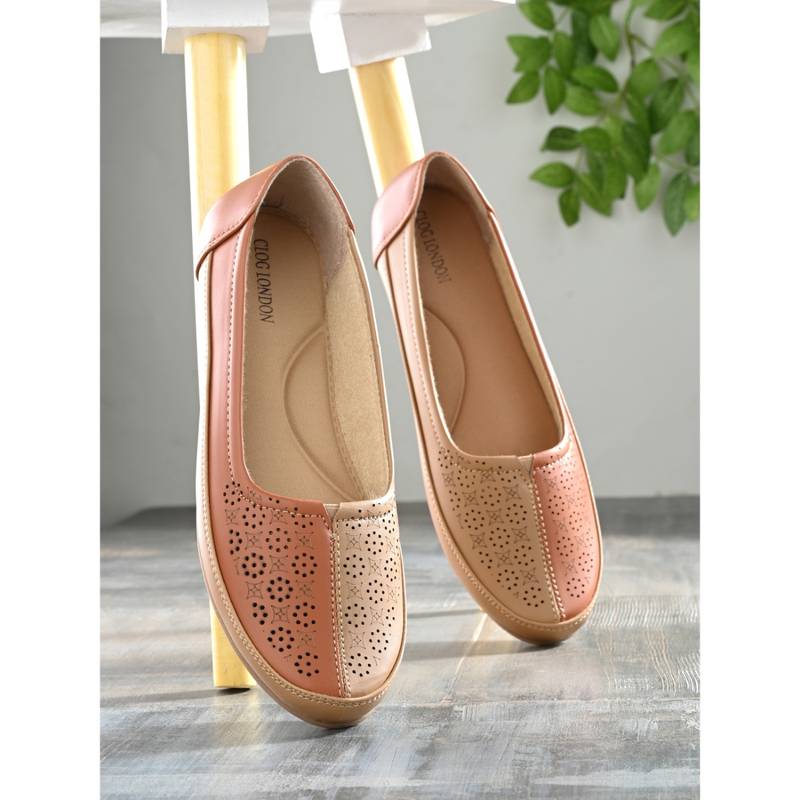 CLOG LONDON Tan Comfortable Ballerina (EURO 36)