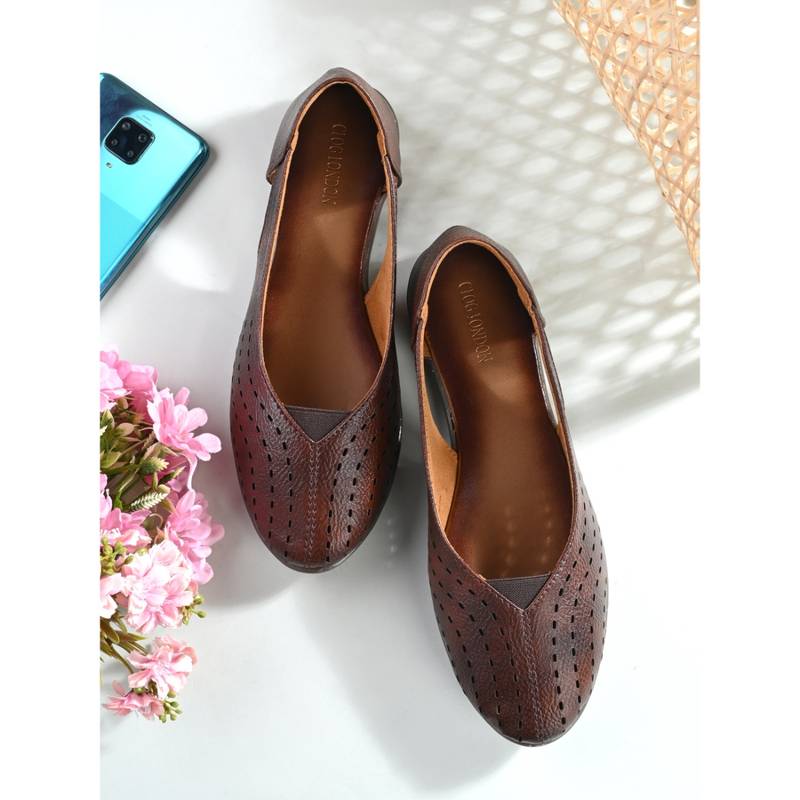 CLOG LONDON Brown Comfortable Ballerina (EURO 38)