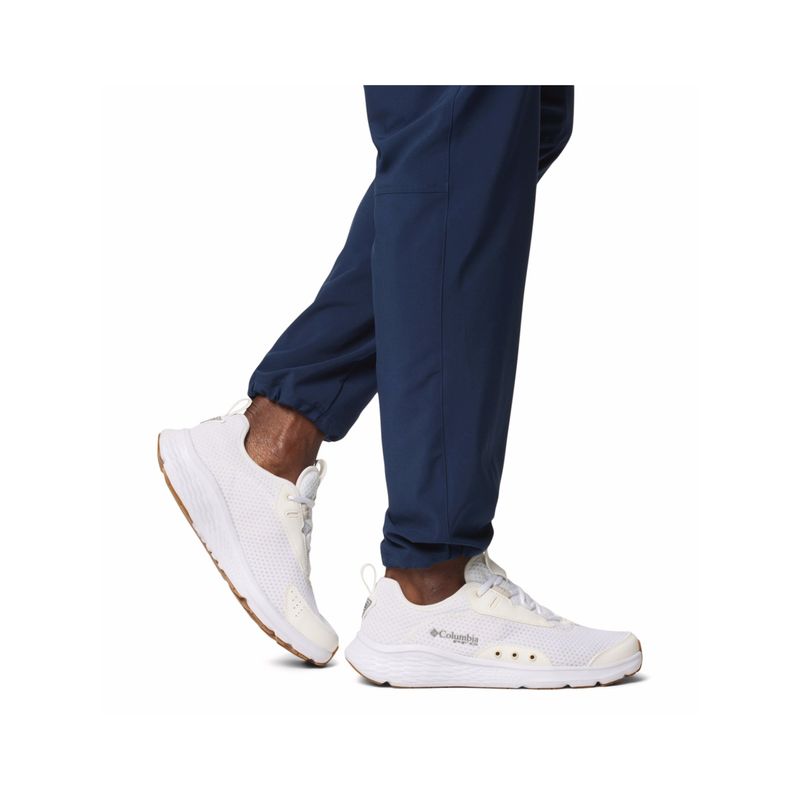 Columbia Men White Castback Pfg Walking Shoes (UK-8)