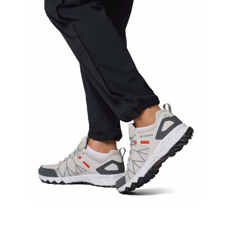 Columbia Men Beige Peakfreak Ii Trekking Shoes (UK-7)