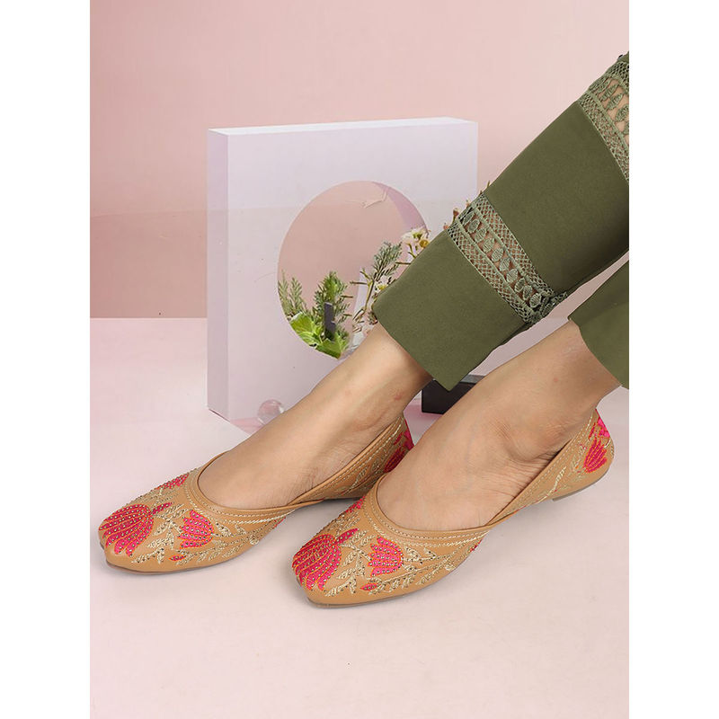 Iconics Tan Women Embroidered Juttis (EURO 36)