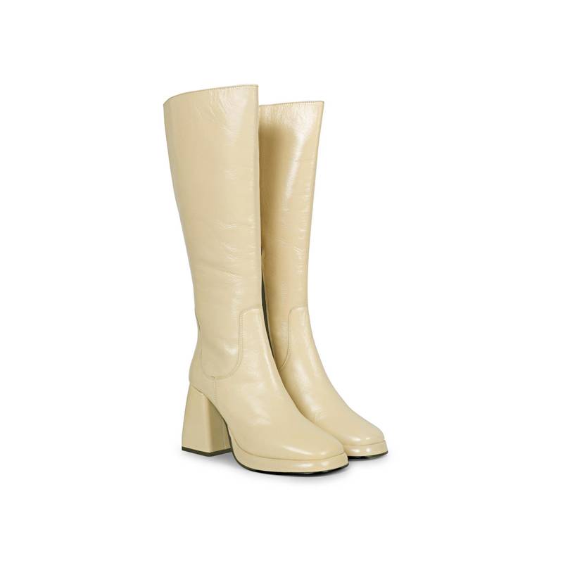 Saint G Womens Off White Harrod Patent Leather Casual Boots (EURO 37)
