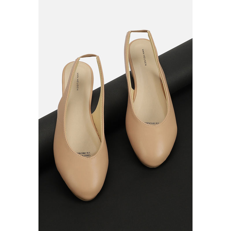 Van Heusen Women Beige Sandals (UK 5)