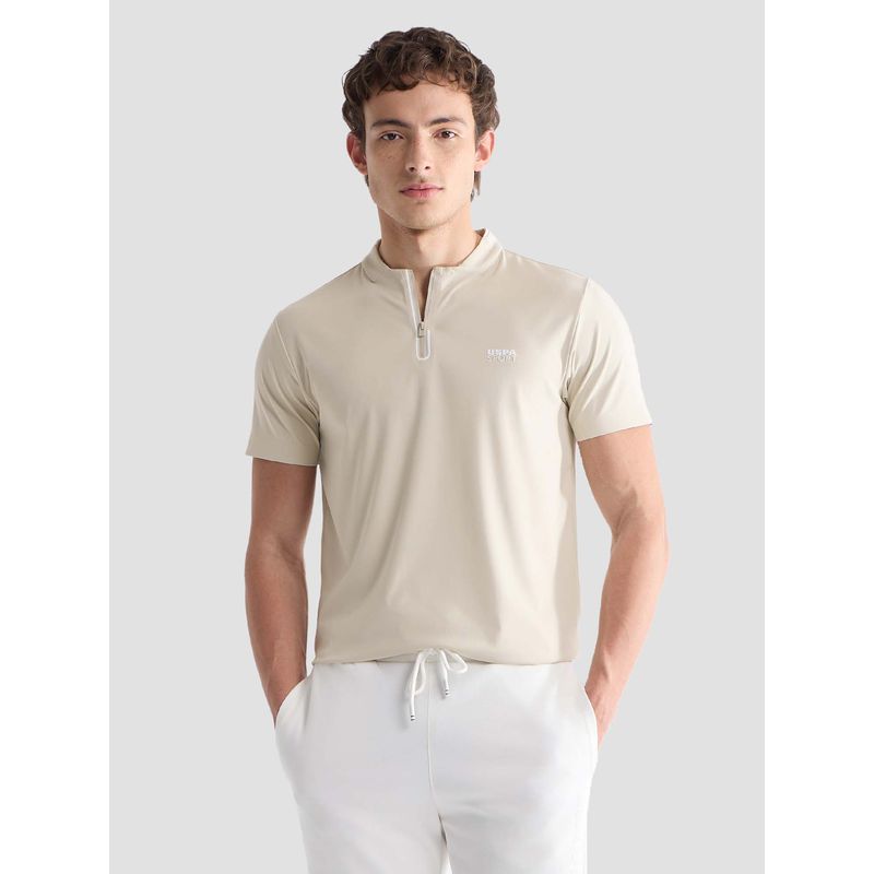 U.S. POLO ASSN. Men Beige Nylon Solid/Plain T-Shirt (M)
