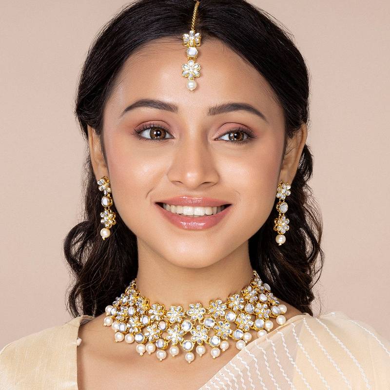 Peora Brass White Choker Designer Gold Plated Necklaces Set For Women (PF25N038W)