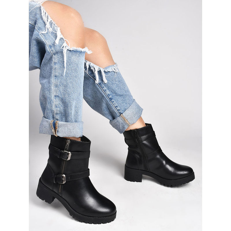 SHUZ TOUCH Round Tie Up Black Combat Boots (EURO 35)