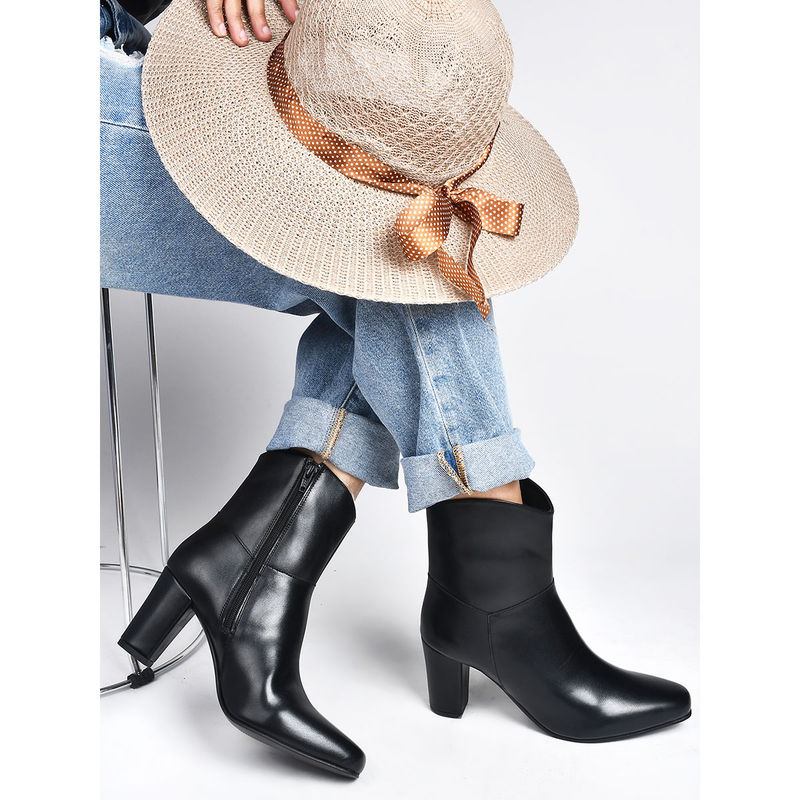 SHUZ TOUCH Black Block Heel Ankle Length Boots (EURO 37)