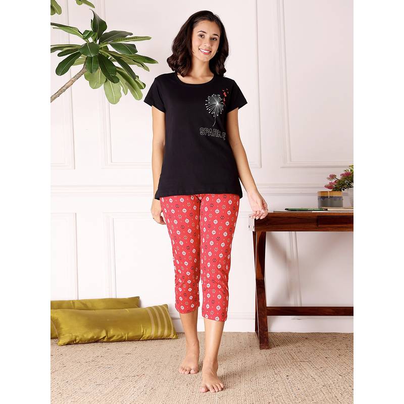 Bodycare Black Women Printed Half Sleeves T-Shirt with Capri (M)
