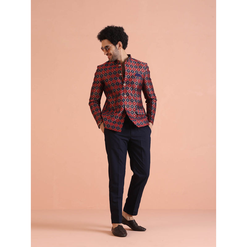 KISAH Men Maroon, Navy Blue Silk Blend Jacquard Jodhpuri Bandhgala Trouser Set with Ethnic Motifs (38)
